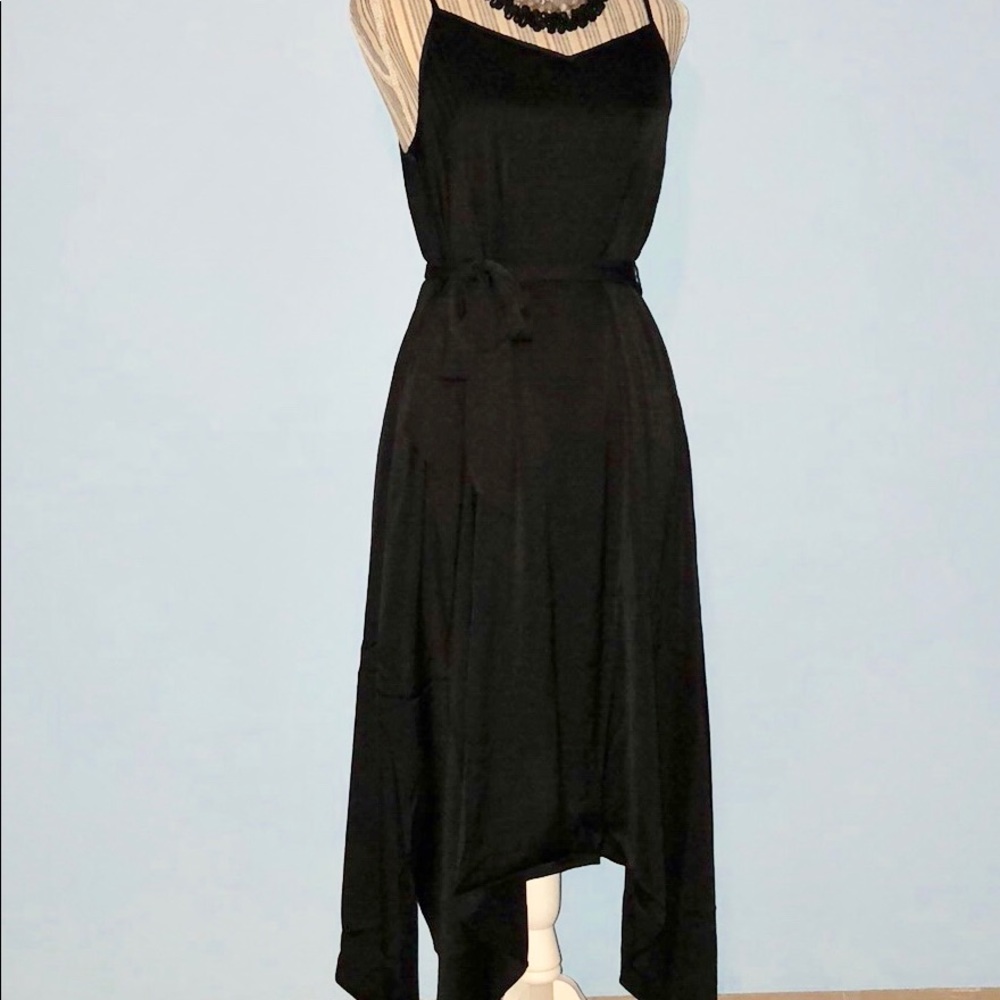 🖤Black Satin Shark-Bite Shift Dress🖤